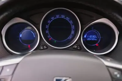 Citroën DS4 2012 - 8900 EUR, 204700 km - AUTO.MOTO.pt - 204700km - foto 20 de 23