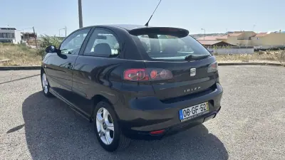 SEAT Ibiza 2008 - 3950 EUR, 125000 km - AUTO.MOTO.pt - 125000km - foto 21 de 23