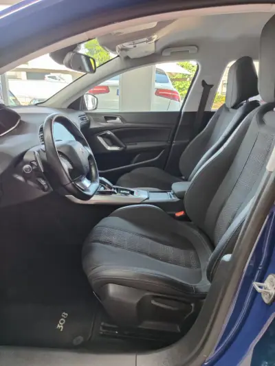 Peugeot 308 SW 2018 - 8950 EUR, 229000 km - AUTO.MOTO.pt - 229000km - foto 13 de 37