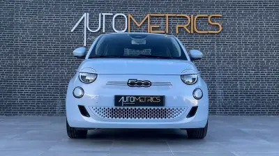Fiat 500e 2021 - 15250 EUR, 74000 km - AUTO.MOTO.pt - 74000km - foto 9 de 15