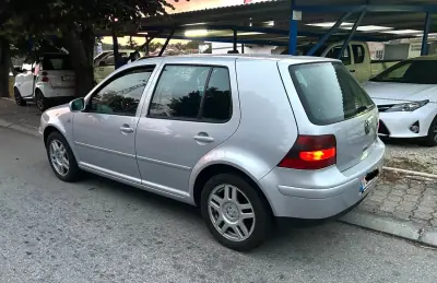 Volkswagen Golf 1999 — foto 3 de 10