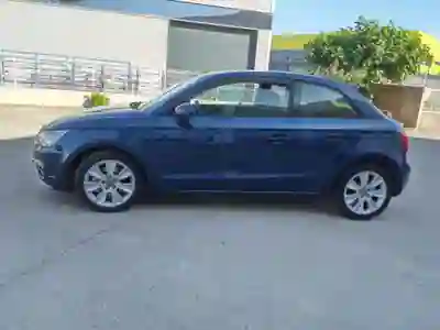 Audi A1 2010 - 7650 EUR, 189712 km - AUTO.MOTO.pt - 189712km - foto 4 de 12