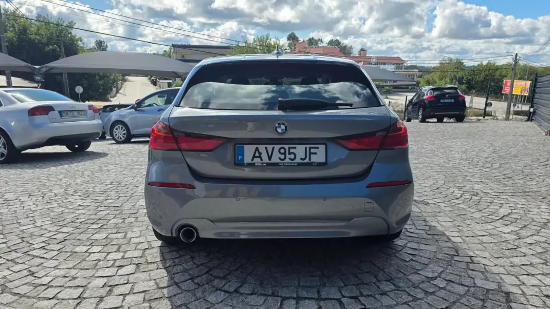 BMW 116 2022 - 22690 EUR, 30000 km - 30000km - foto 8 de 33