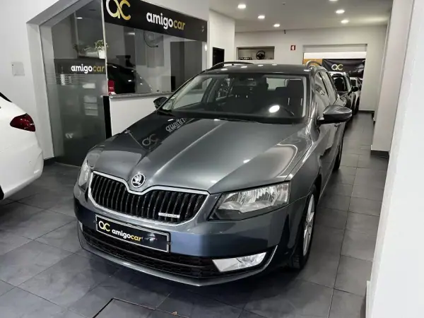 Skoda Octavia Break 2014 - 9950 EUR, 247387 km - AUTO.MOTO.pt - 247387km - foto 2 de 25