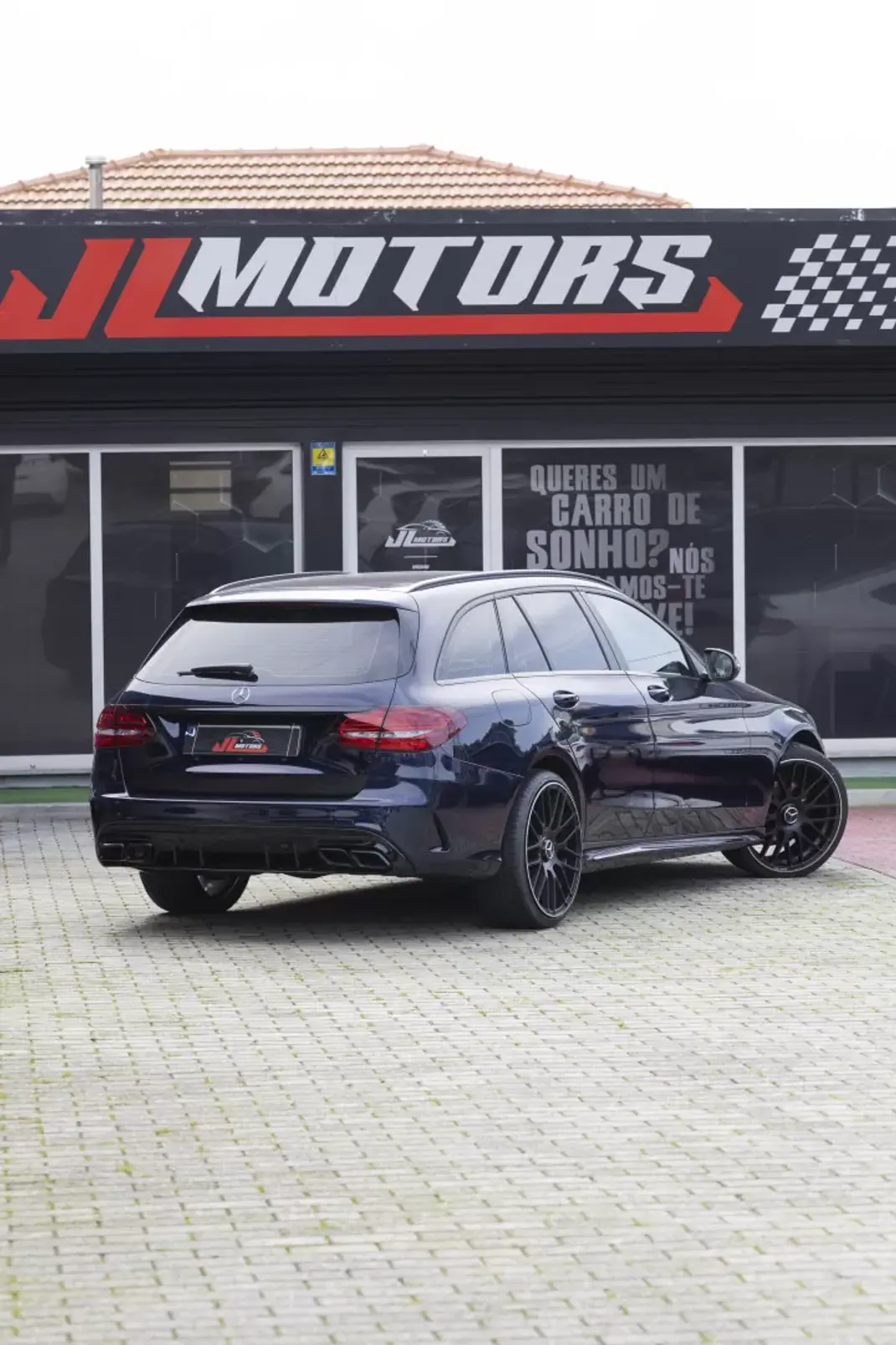 Mercedes-Benz C 180 2019 - 21900 EUR, 186430 km - AUTO.MOTO.pt - 186430km - foto 28 de 36