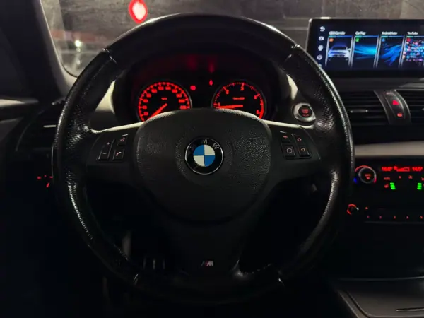BMW 120 2011 - 14900 EUR, 207482 km - AUTO.MOTO.pt - 207482km - foto 18 de 18