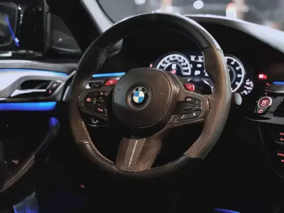 BMW M5 2019 - 98990 EUR, 87942 km - AUTO.MOTO.pt - 87942km - foto 31 de 41