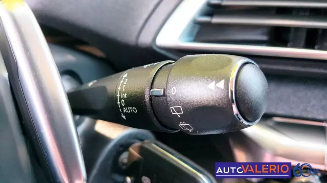 Peugeot 3008 2019 - 20950 EUR, 75140 km - 75140km - foto 19 de 39