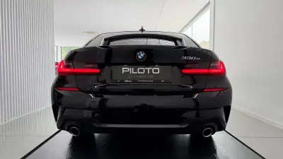 BMW 330 2019 - 30990 EUR, 62341 km - AUTO.MOTO.pt - 62341km - foto 8 de 33