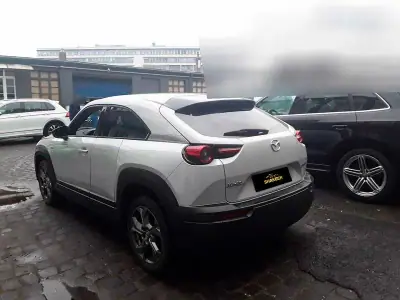 Mazda MX-30 2022 - 17890 EUR, 19050 km - AUTO.MOTO.pt - 19050km - foto 3 de 9