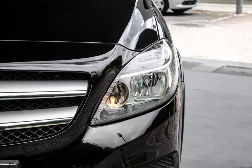 Mercedes-Benz B 250 2017 - 13990 EUR, 87144 km - AUTO.MOTO.pt - 87144km - foto 8 de 42