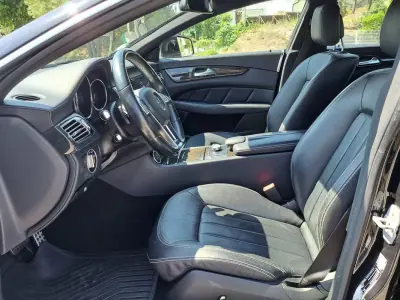 Mercedes-Benz CLS 350 2014 - 29000 EUR, 237000 km - AUTO.MOTO.pt - 237000km - foto 7 de 50