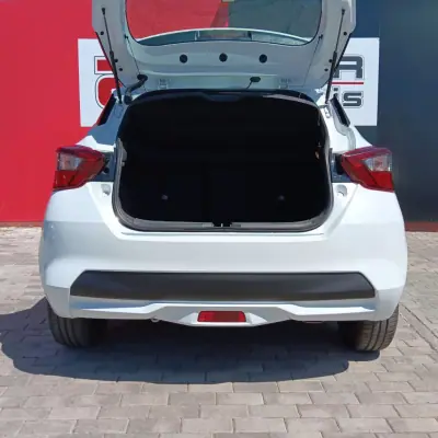 Nissan Micra 2023 - 15900 EUR, 75456 km - AUTO.MOTO.pt - 75456km - foto 5 de 19