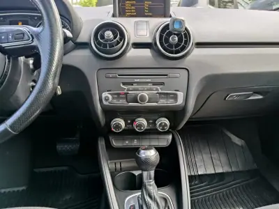 Audi A1 2012 - 11990 EUR, 155000 km - AUTO.MOTO.pt - 155000km - foto 20 de 29