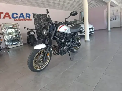 Yamaha XSR 700 2023 - 7750 EUR, 11500 km - foto 2 de 11