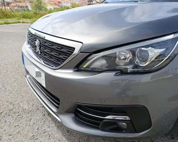 Peugeot 308 2020 - 10250 EUR, 151000 km - AUTO.MOTO.pt - 151000km - foto 5 de 15