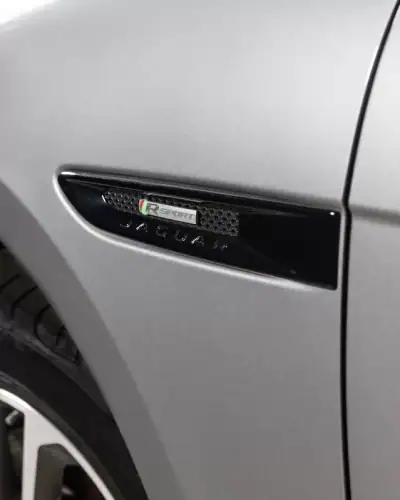 Jaguar F-Pace 2020 - 37950 EUR, 80000 km - AUTO.MOTO.pt - 80000km - foto 7 de 37