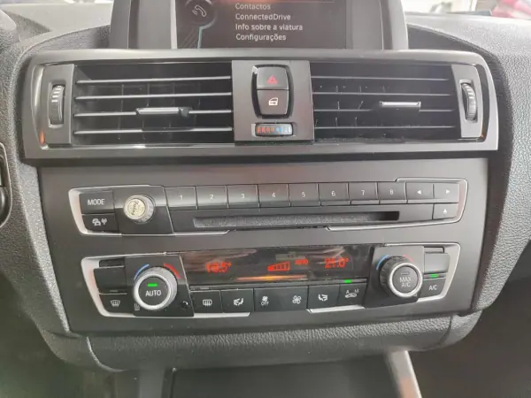 BMW 116 2013 - 10500 EUR, 215000 km - AUTO.MOTO.pt - 215000km - foto 29 de 33