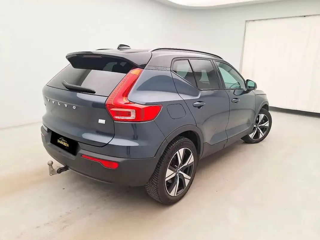 Volvo XC 40 2022 - 31990 EUR, 48248 km - AUTO.MOTO.pt - 48248km - foto 5 de 11