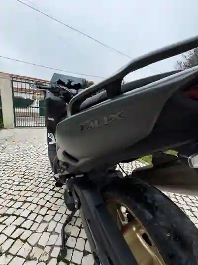 Yamaha TMAX 2021 - 10000 EUR, 18000 km - 18000km - foto 9 de 9
