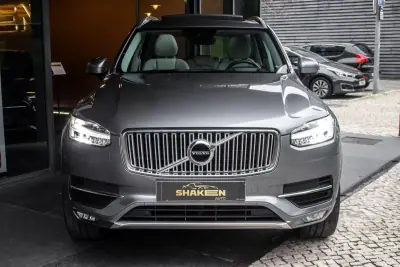 Volvo XC 90 2016 - 24990 EUR, 206775 km - AUTO.MOTO.pt - 206775km - foto 7 de 50