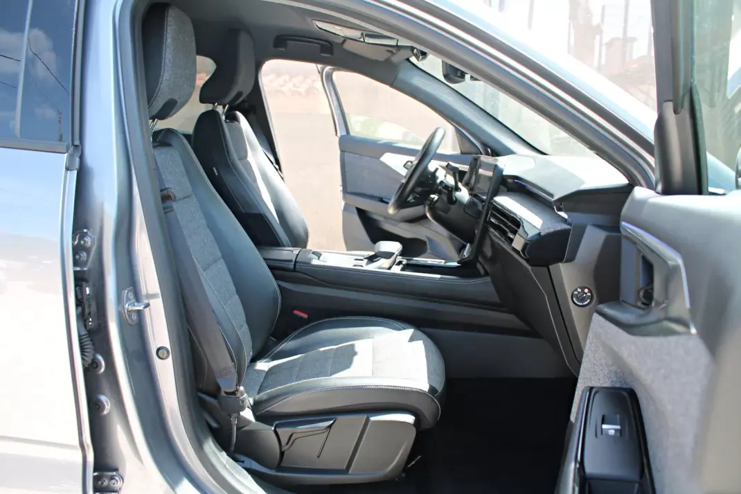 Renault Espace 2024 - 32980 EUR, 56000 km - 56000km - foto 14 de 22
