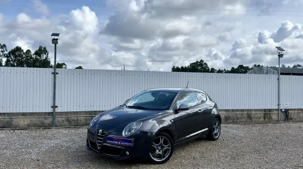 Alfa Romeo MiTo 2015 - 11600 EUR, 146000 km - AUTO.MOTO.pt - 146000km - foto 40 de 40