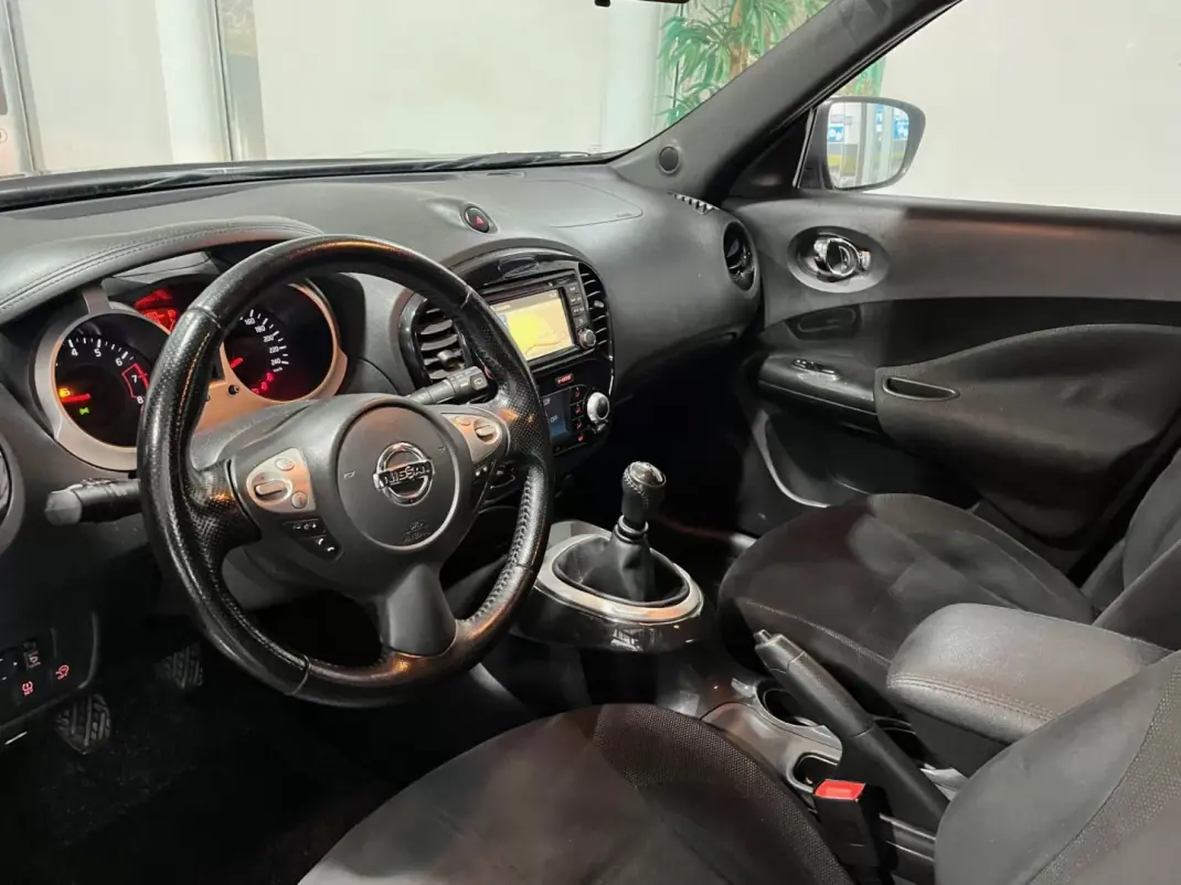 Nissan Juke 2016 - 10999 EUR, 94021 km - AUTO.MOTO.pt - 94021km - foto 19 de 20