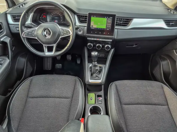 Renault Captur 2023 - 16900 EUR, 69722 km - AUTO.MOTO.pt - 69722km - foto 8 de 10