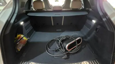 Porsche Cayenne 2022 - 120000 EUR, 42421 km - AUTO.MOTO.pt - 42421km - foto 25 de 27