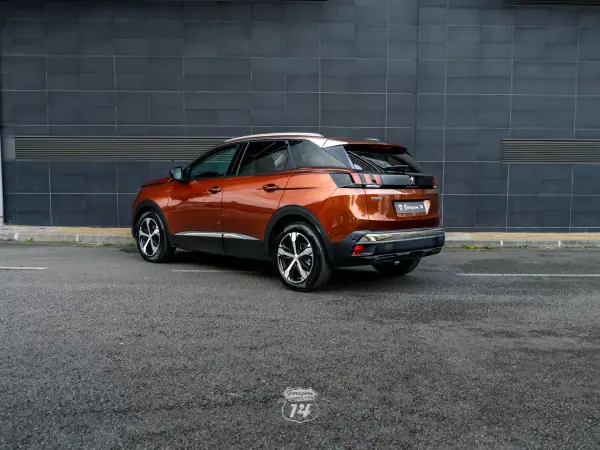 Peugeot 3008 2018 - 15490 EUR, 154712 km - AUTO.MOTO.pt - 154712km - foto 47 de 48