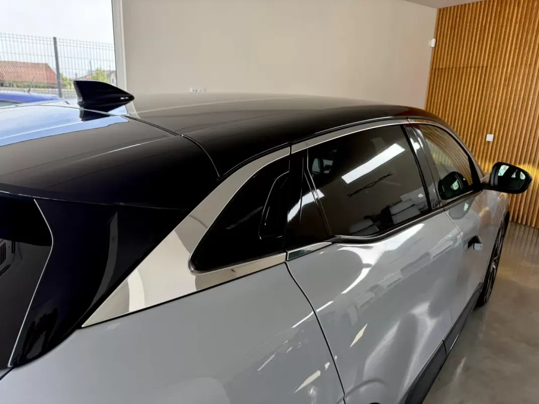 Renault Mégane E-Tech 2022 - 24999 EUR, 27000 km - AUTO.MOTO.pt - 27000km - foto 25 de 116