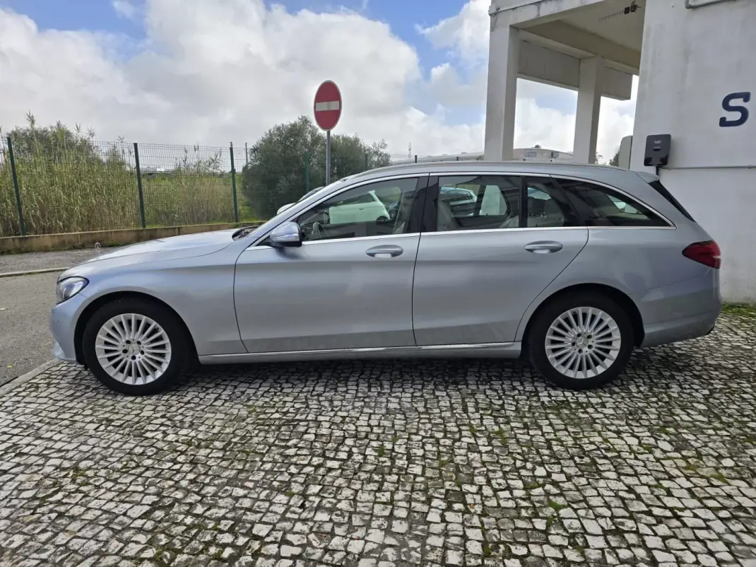 Mercedes-Benz C 200 2014 - 12450 EUR, 252000 km - AUTO.MOTO.pt - 252000km - foto 5 de 18