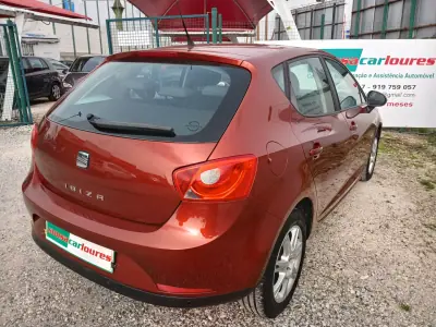 SEAT Ibiza 2009 - 5950 EUR, 160333 km - AUTO.MOTO.pt - 160333km - foto 8 de 25