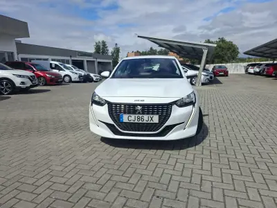 Peugeot 208 2021 - 14950 EUR, 68700 km - AUTO.MOTO.pt - 68700km - foto 3 de 27