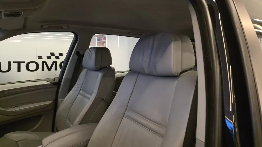 BMW X5 2008 - 14900 EUR, 273516 km - AUTO.MOTO.pt - 273516km - foto 34 de 51