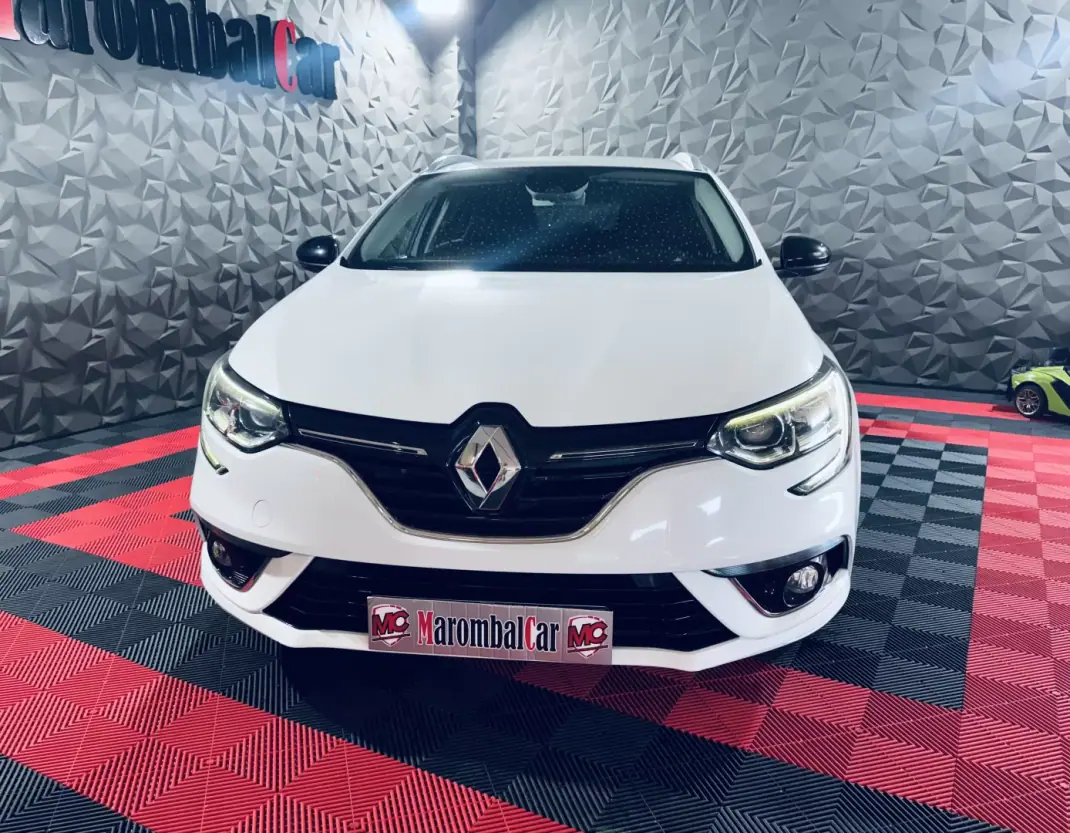 Renault Mégane Sport Tourer 2018 - 9990 EUR, 200608 km - 200608km - foto 8 de 26