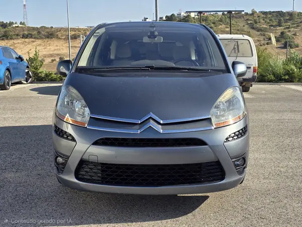 Citroën C4 Picasso 1.6 HDi Dynamique 2008 Diesel — 230 000 km · Lisbon Citroën C4 Picasso 1.6 HDi Dynamique 2008 Diesel