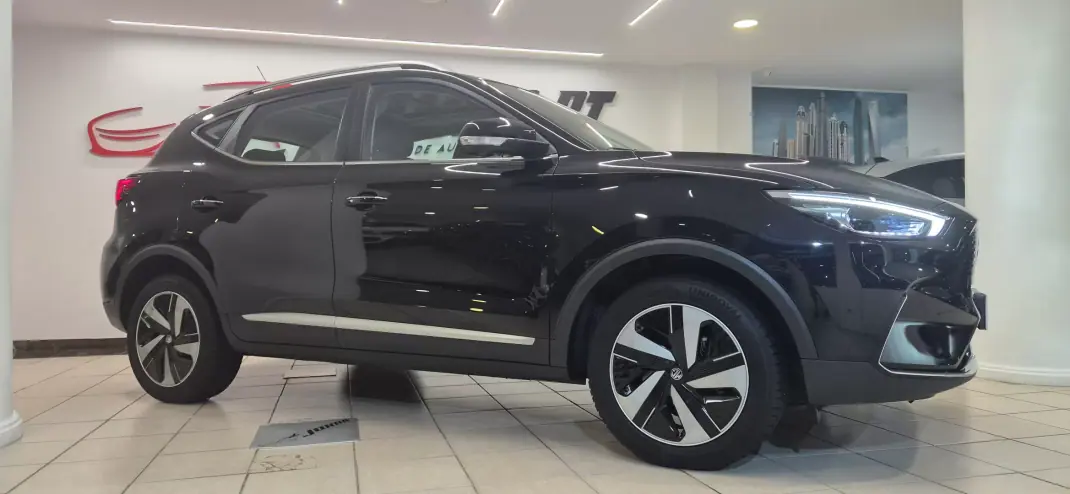 MG ZS 2024 - 26990 EUR, 6389 km - 6389km - foto 4 de 55