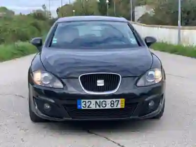 SEAT Leon 2012 - 7150 EUR, 132560 km - AUTO.MOTO.pt - 132560km - foto 3 de 15