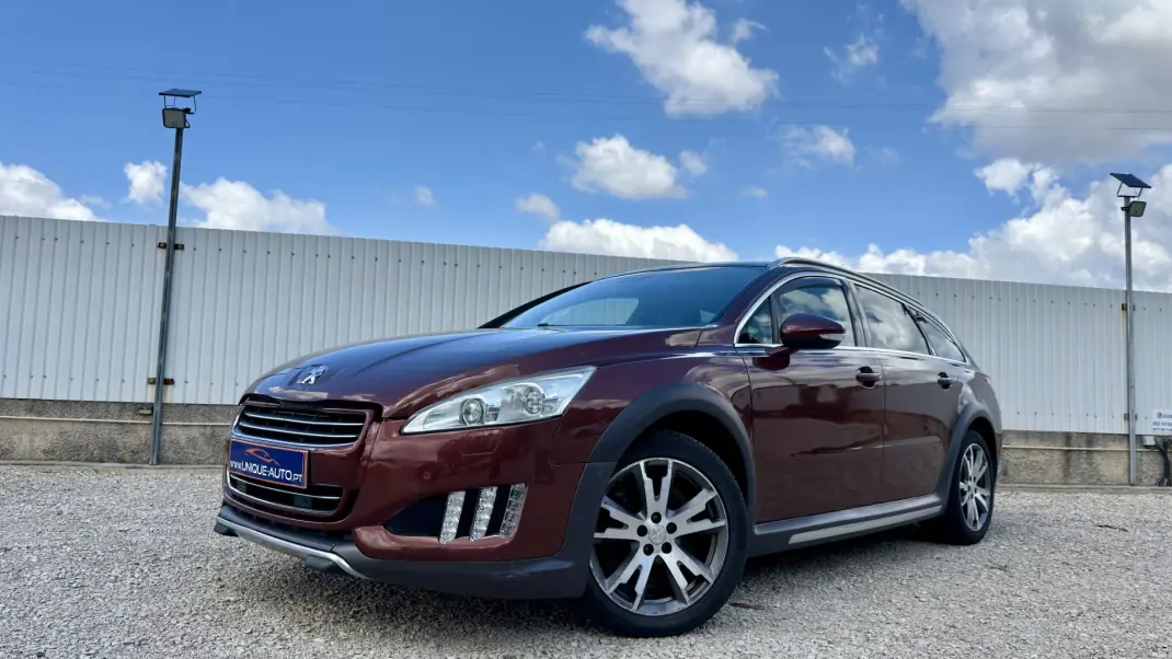 Peugeot 508 RXH 2013 - 9900 EUR, 320000 km - AUTO.MOTO.pt - 320000km - foto 3 de 54