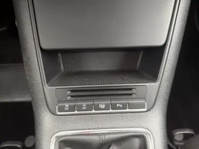 Volkswagen Tiguan 2011 - 13800 EUR, 147290 km - AUTO.MOTO.pt - 147290km - foto 25 de 26