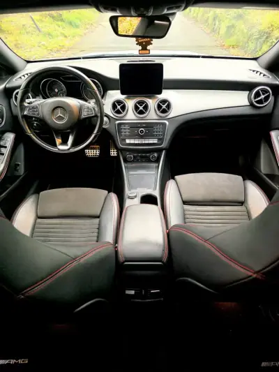 Mercedes-Benz CLA 220 2017 - 19990 EUR, 211000 km - AUTO.MOTO.pt - 211000km - foto 16 de 31