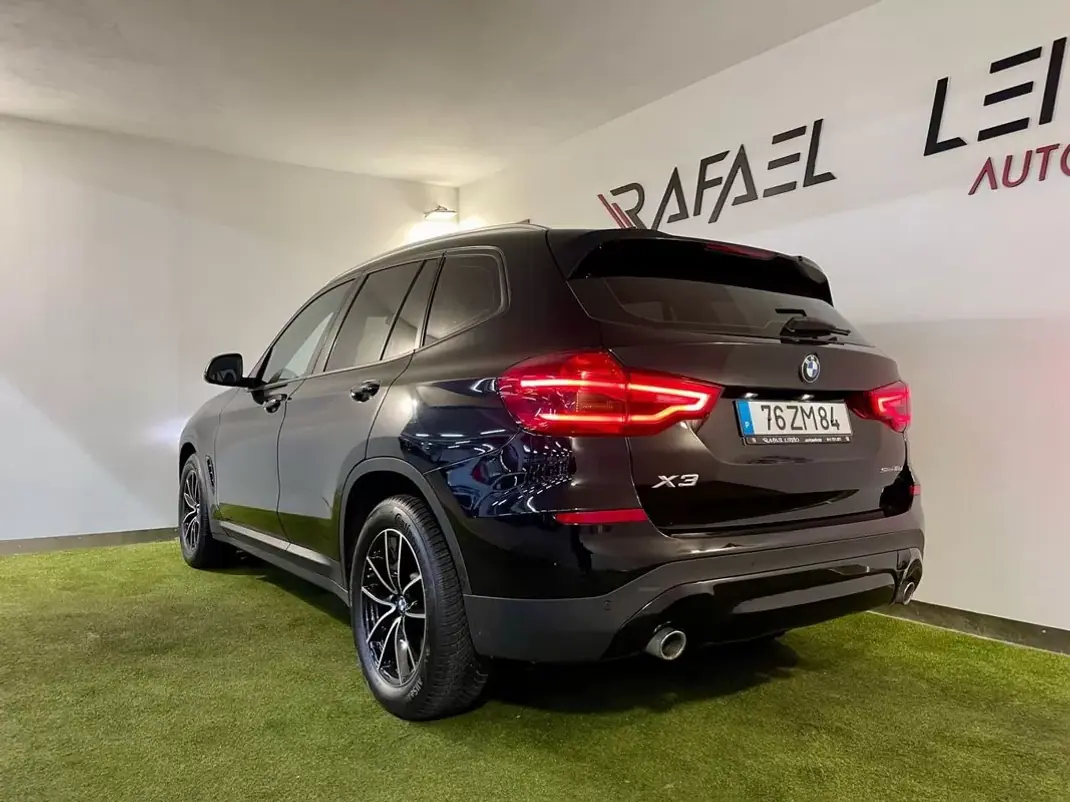 BMW X3 2019 - 26950 EUR, 142000 km - AUTO.MOTO.pt - 142000km - foto 8 de 30