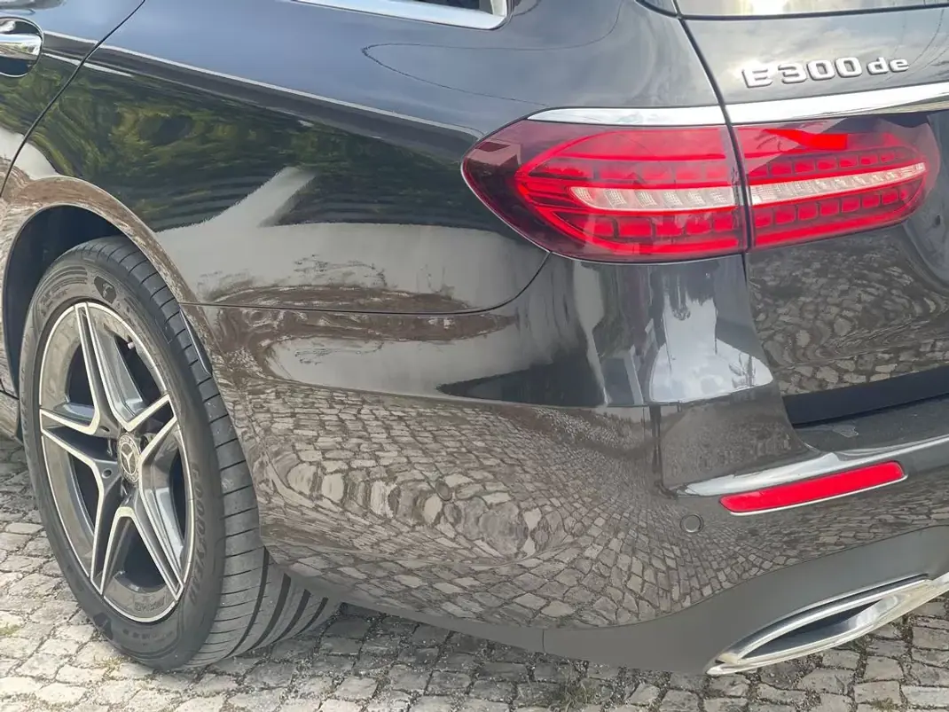 Mercedes-Benz E 300 2021 - 33990 EUR, 156000 km - AUTO.MOTO.pt - 156000km - foto 7 de 39