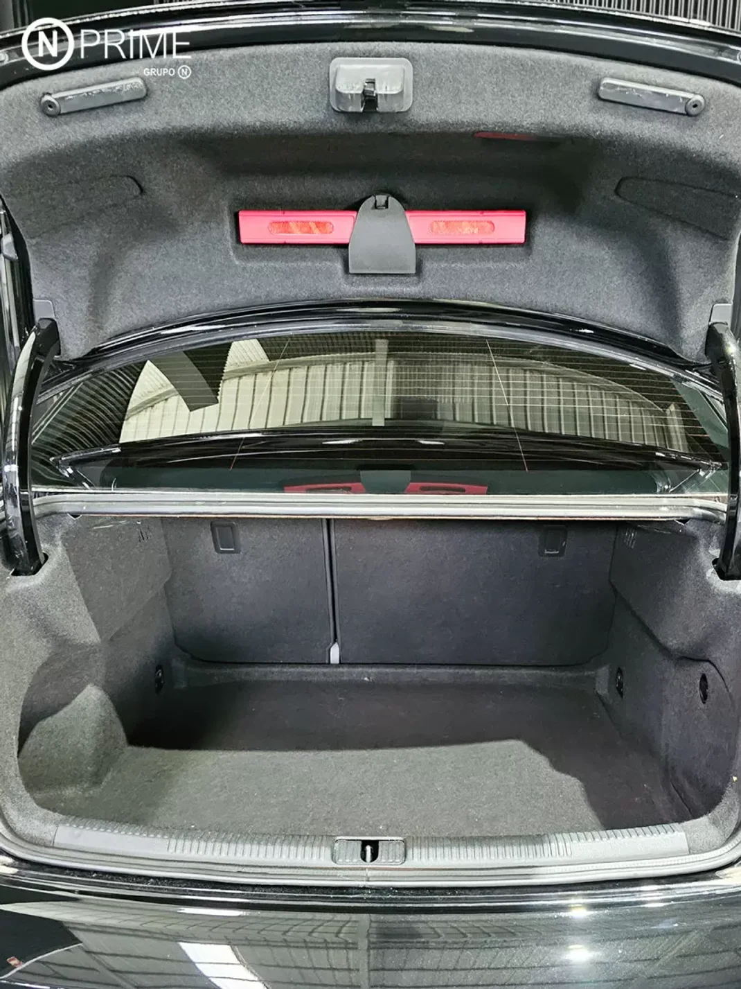 Audi A3 Limousine 2016 - 19700 EUR, 108000 km - AUTO.MOTO.pt - 108000km - foto 26 de 27