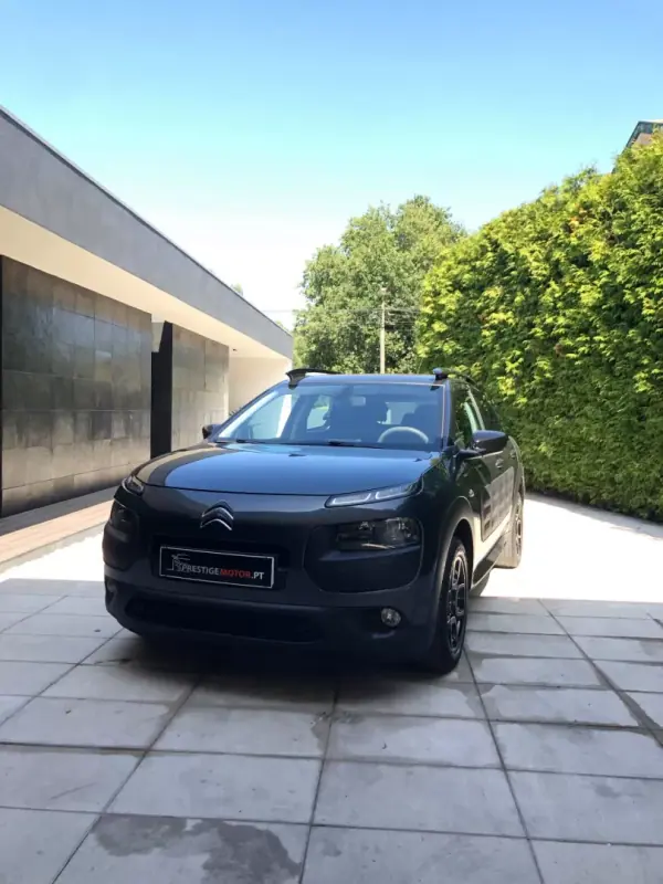 Citroën C4 Cactus 1.6 e-HDi Feel ETG6 2014 Diesel — 167 000 km · Porto Citroën C4 Cactus 1.6 e-HDi Feel ETG6 2014 Diesel