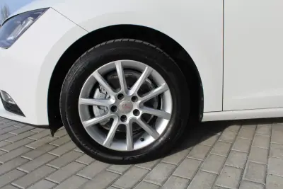 SEAT Leon 2013 - 10250 EUR, 184867 km - AUTO.MOTO.pt - 184867km - foto 6 de 16