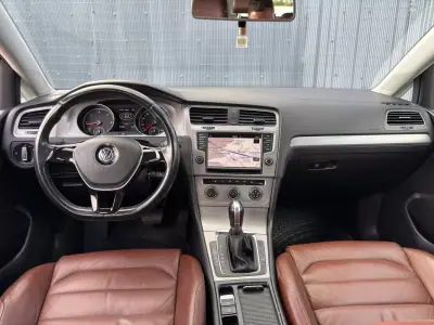Volkswagen Golf 2015 - 14750 EUR, 163941 km - AUTO.MOTO.pt - 163941km - foto 7 de 19