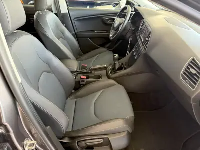 SEAT Leon 2015 - 14000 EUR, 181000 km - AUTO.MOTO.pt - 181000km - foto 51 de 92